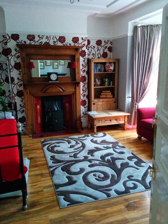 Beautiful Room In Victorian Family Home Ilford Ngoại thất bức ảnh